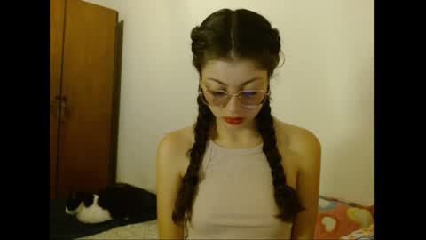 sweetcalm_ online show from 04.27.26