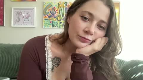 Snapshot of sweetcandyangel chatting on 09.21.25 sweetcandy online show from 09.21.25