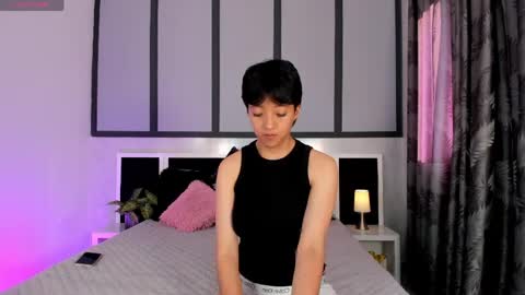 Eva Short hair girl  - Victoria Long red hair online show from 05.04.26