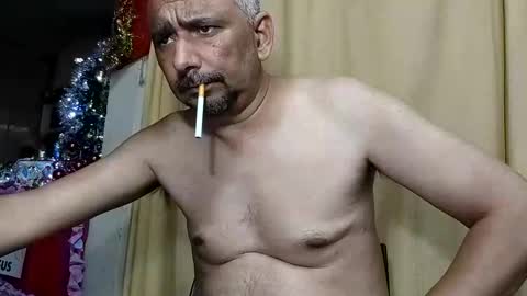 sweetcuervo independent model online show from 12.21.24