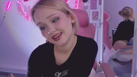 Lane online show from 10.22.25