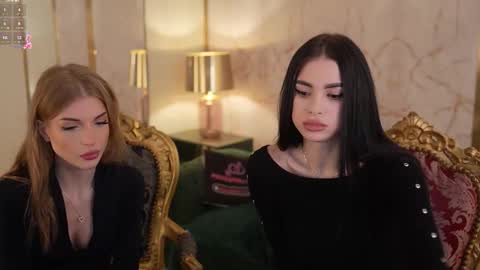 Snapshot of sweetdesiree_ chatting on 10.24.25 Amelia online show from 10.24.25