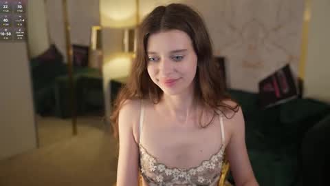 Snapshot of sweetdesiree_ chatting on 10.30.25 Amelia online show from 10.30.25