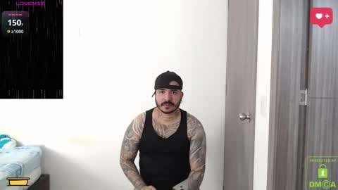 Snapshot of sweetdesires_ chatting on 02.18.26 online show from 02.18.26