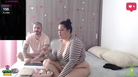 Snapshot of sweetdesires_ chatting on 03.27.26 online show from 03.27.26