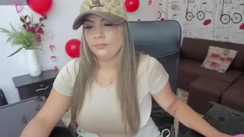 Fabiana online show from 02.14.25