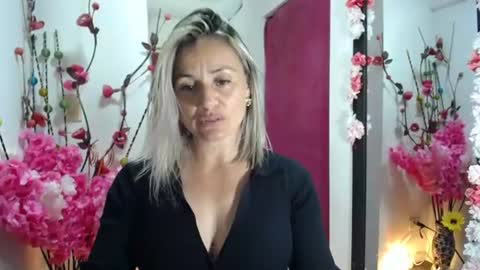Snapshot of sweetfantasyy69 chatting on 07.19.26 sweef online show from 07.19.26