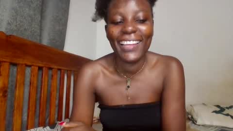 Snapshot of sweetfel chatting on 06.30.26 sweetfel online show from 06.30.26