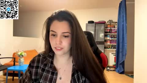 Snapshot of sweetfenomen67 chatting on 05.16.26 Joanna online show from 05.16.26