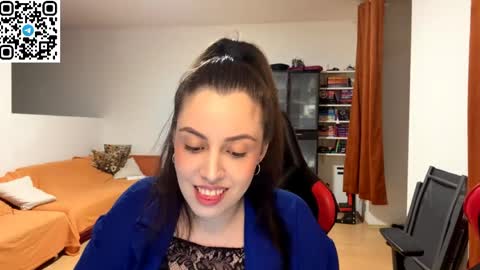 Snapshot of sweetfenomen67 chatting on 05.29.26 Joanna online show from 05.29.26