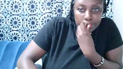 Snapshot of sweetgal11 chatting on 01.16.26 sweetgal11 online show from 01.16.26