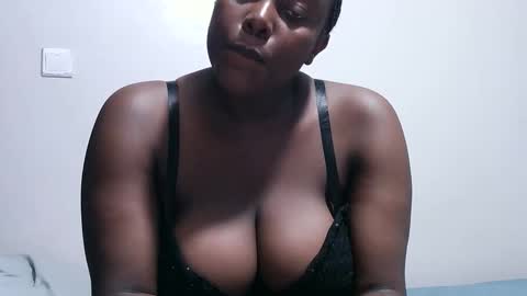 sweetgal11 online show from 05.18.26