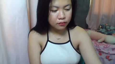 Snapshot of sweetgal_mica chatting on 06.16.26 sweetgal_mica online show from 06.16.26