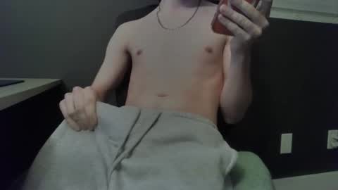 Snapshot of sweetghosty chatting on 12.23.25 sweetghosty online show from 12.23.25