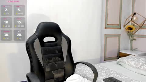 MIA  online show from 03.08.25