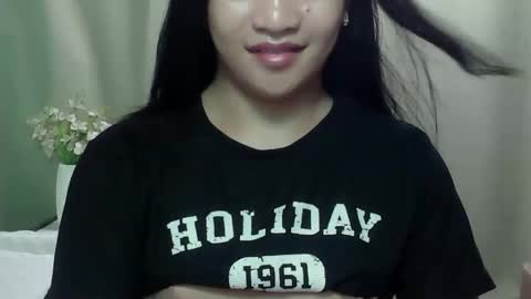 Snapshot of sweetgirly_jessa chatting on 03.21.26 sweetgirly_jessa online show from 03.21.26