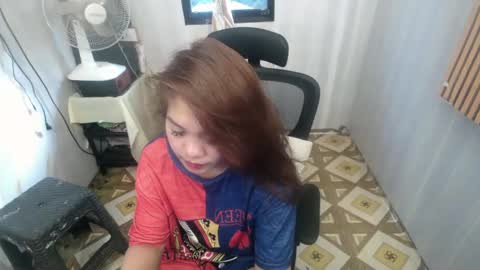 Snapshot of sweetgrace25 chatting on 02.17.25 IM YOUR GRACE online show from 02.17.25