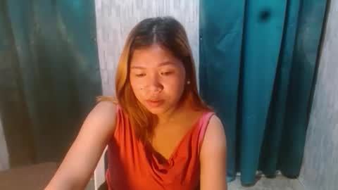 Snapshot of sweethoney_abbey chatting on 05.19.26 sweethoney_abbey online show from 05.19.26