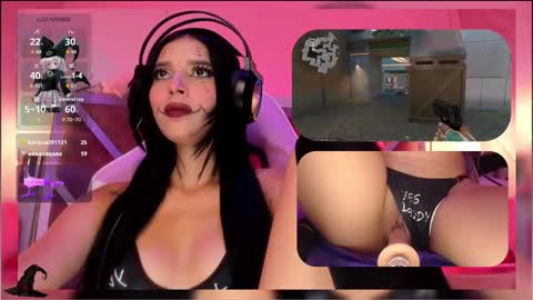 Snapshot of sweetie_cloe chatting on 10.11.25 sweetie_cloe online show from 10.11.25