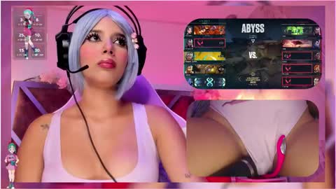 Snapshot of sweetie_cloe chatting on 10.13.25 sweetie_cloe online show from 10.13.25