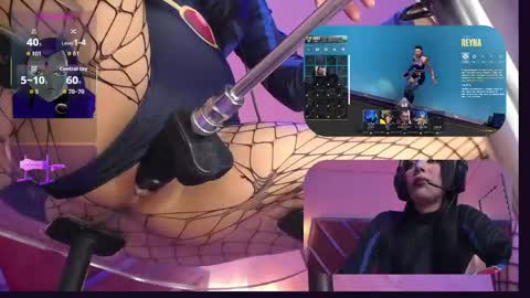 Snapshot of sweetie_cloe chatting on 05.22.26 sweetie_cloe online show from 05.22.26