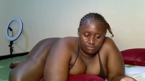 Snapshot of sweetie_lola chatting on 02.24.26 Lola online show from 02.24.26