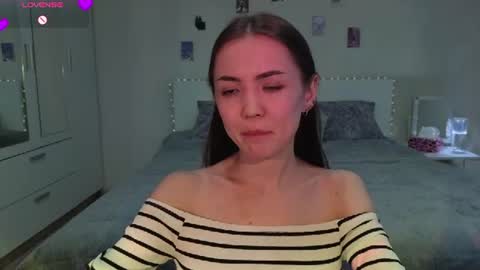sweetieee_kira online show from 06.18.26