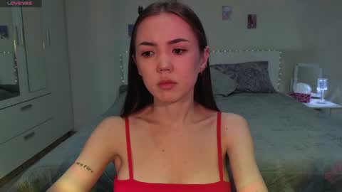 sweetieee_kira online show from 06.20.26