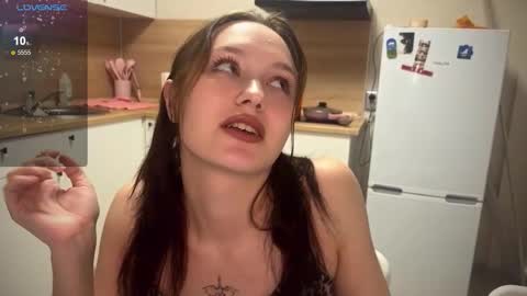 Eva and Lisa online show from 09.08.25