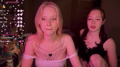 Eva and Lisa online show from 09.19.25