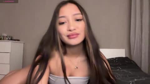 Snapshot of sweetiesoul chatting on 02.02.25 sweetiesoul online show from 02.02.25