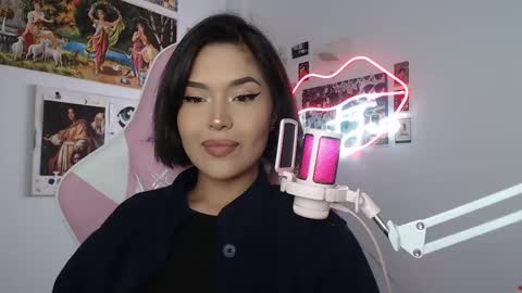 Snapshot of sweetjess01 chatting on 02.24.25 SweetJess online show from 02.24.25