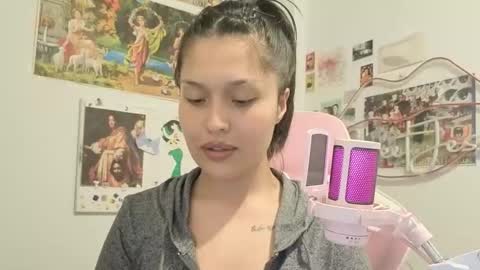 Snapshot of sweetjess01 chatting on 04.02.26 SweetJess online show from 04.02.26