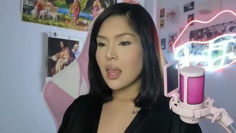 Snapshot of sweetjess01 chatting on 04.08.26 SweetJess online show from 04.08.26