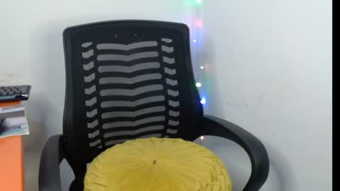 zuri online show from 04.13.26