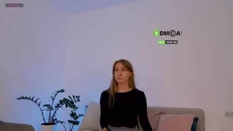 Snapshot of sweetkira1 chatting on 07.28.26 SweetKira1 online show from 07.28.26
