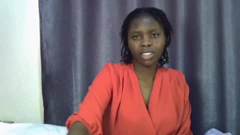 Snapshot of sweetkirrie chatting on 07.15.26 sweetkirrie online show from 07.15.26