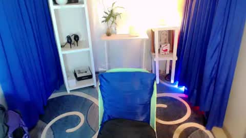 dessiree online show from 08.04.26