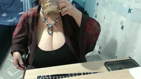 Snapshot of sweetladyrebeka chatting on 02.10.26 Rebeka online show from 02.10.26