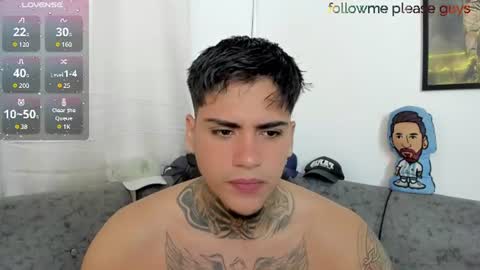 Snapshot of sweetlatinoboy chatting on 06.16.26 SWEETLATINBOY online show from 06.16.26