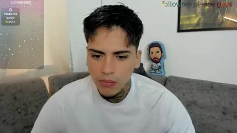 Snapshot of sweetlatinoboy chatting on 06.20.26 SWEETLATINBOY online show from 06.20.26