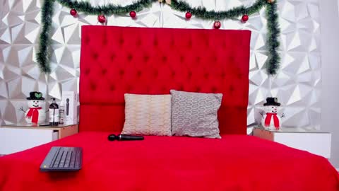 Lauren online show from 12.21.24