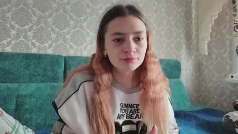 Snapshot of sweetliaison chatting on 04.17.26 sweetliaison online show from 04.17.26
