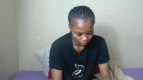 Snapshot of sweetlipss_ chatting on 09.09.25 sweetlipss_ online show from 09.09.25