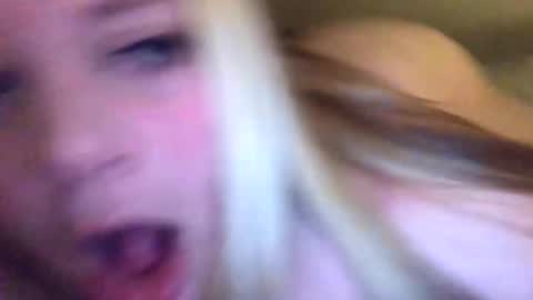 Snapshot of sweetlisa92 chatting on 12.25.24 Lisa  online show from 12.25.24