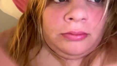 Snapshot of sweetlisa92 chatting on 01.29.25 Lisa  online show from 01.29.25
