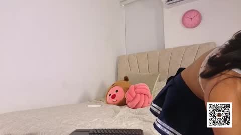 Snapshot of sweetlittlevenus chatting on 09.14.25 Venus online show from 09.14.25