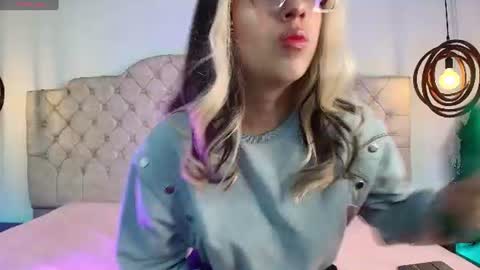 sweetlyundone online show from 06.10.26