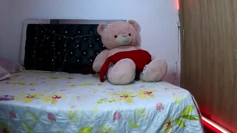 Snapshot of sweetmagic6 chatting on 02.10.26 sweetmagic6 online show from 02.10.26