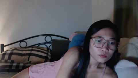 sweetmeeoowe_69 online show from 03.22.26